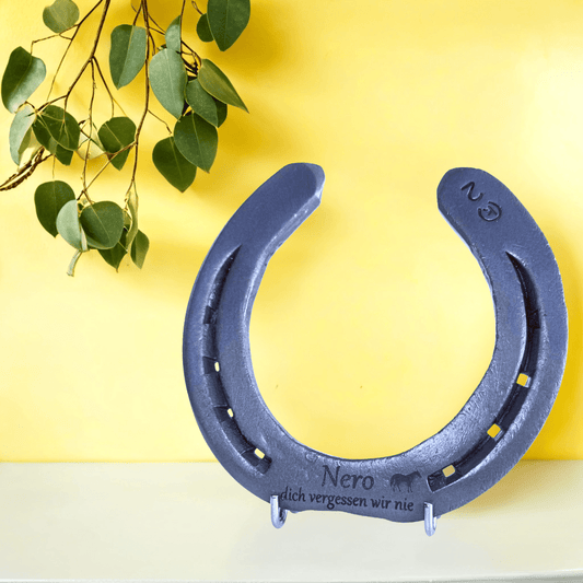 Gravieren Sie Ihr eigenes Hufeisen mit persönlichem Text - Hoefijzergeschenk.nl